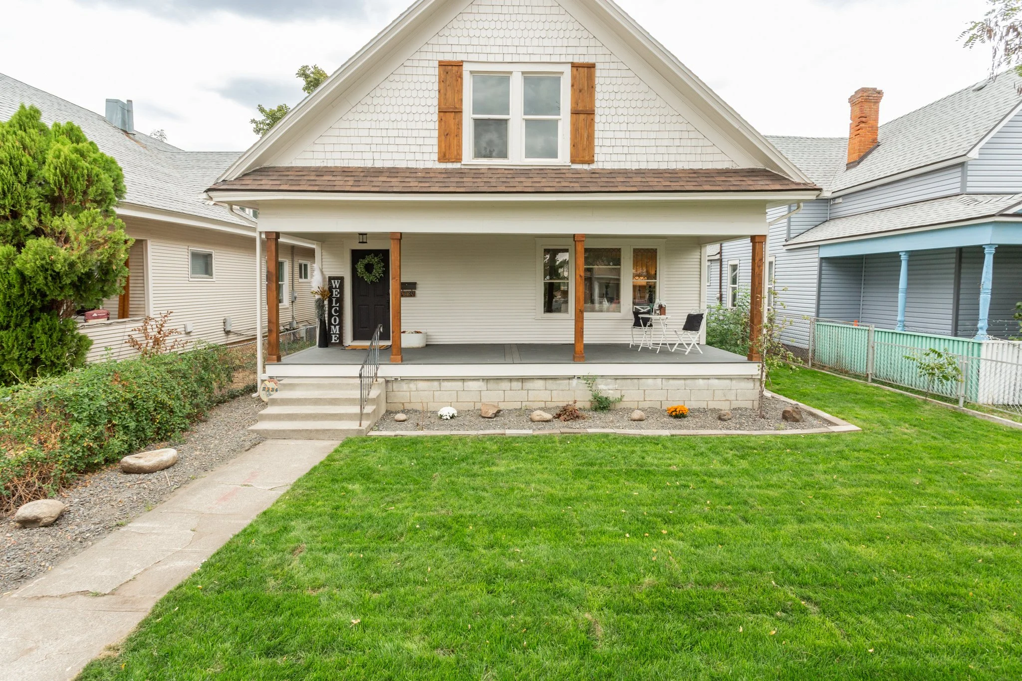 2330 W Sharp Ave, Spokane WA 99201: Tastefully Updated Home!