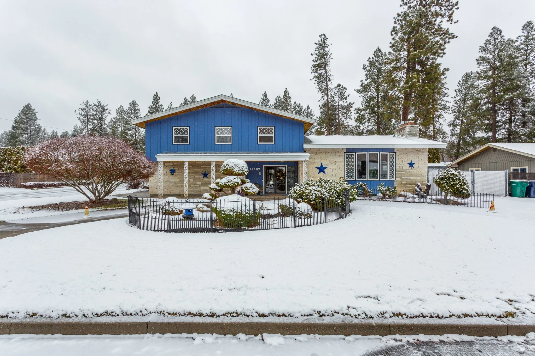 11107 E 23rd Ave, Spokane Valley WA 99206: Custom Home on Spacious Lot!