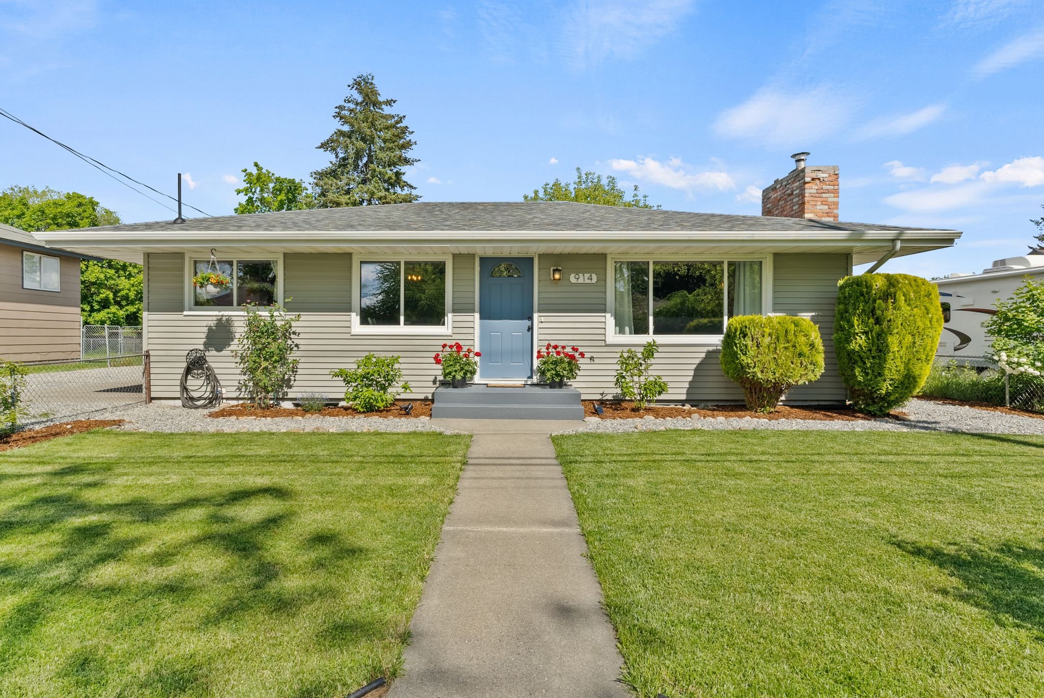 914 N Locust , Spokane Valley, WA 99206